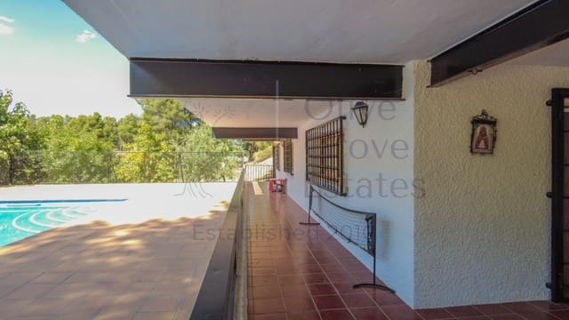 5 bedroom Townhouse for sale in Almansa - € 350,000 (Ref: 9228164)