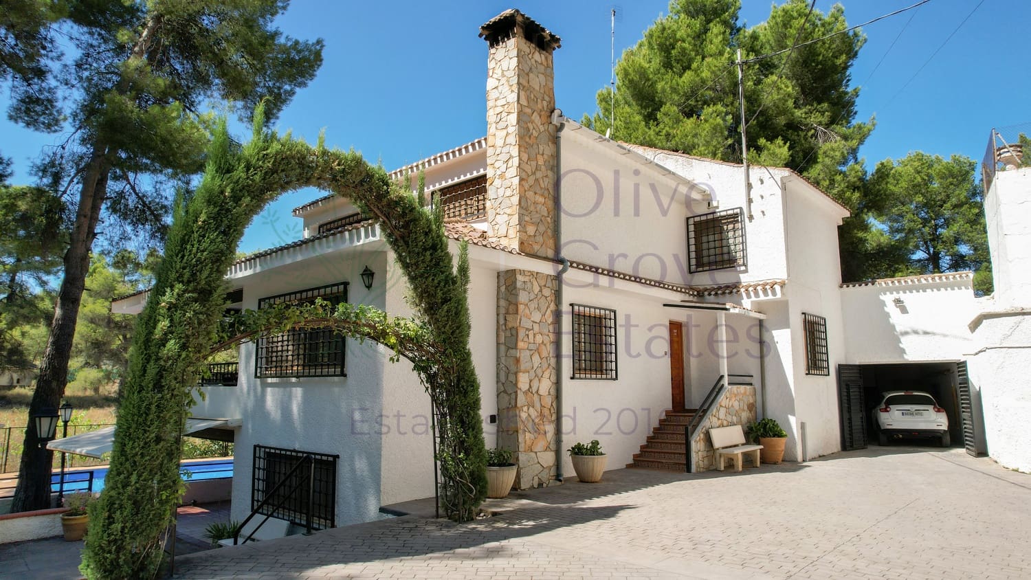 5 bedroom Townhouse for sale in Almansa - € 350,000 (Ref: 9228164)