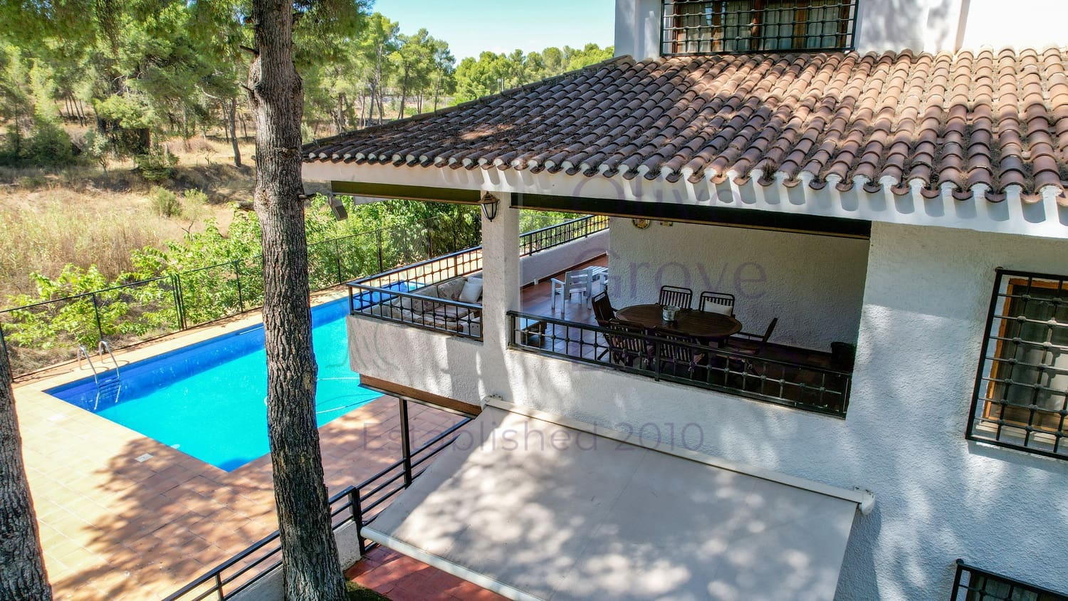 5 bedroom Townhouse for sale in Almansa - € 350,000 (Ref: 9228164)