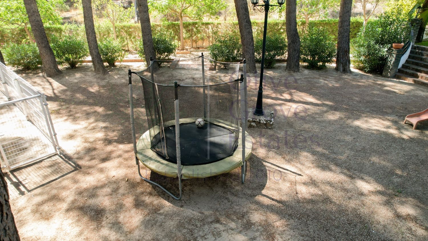 5 bedroom Townhouse for sale in Almansa - € 350,000 (Ref: 9228164)