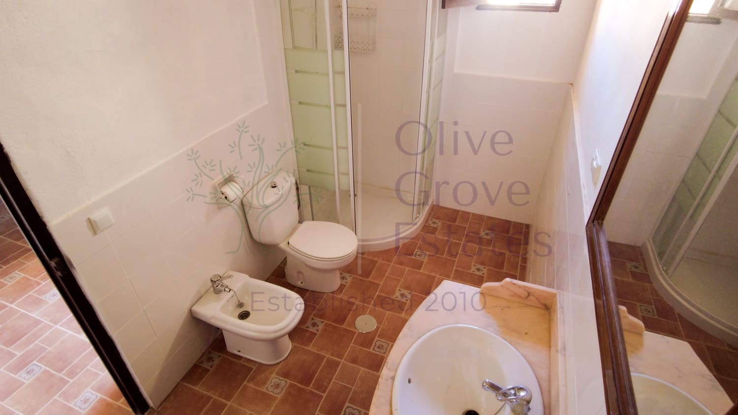 8 soveværelse Finca/Landehus til salg i Almansa - € 219.950 (Ref: 9230239)