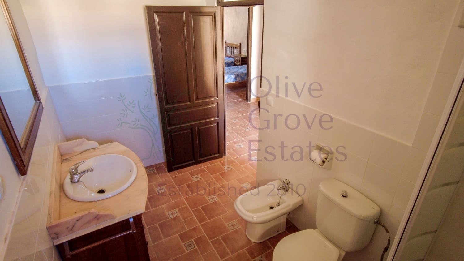 8 soveværelse Finca/Landehus til salg i Almansa - € 219.950 (Ref: 9230239)