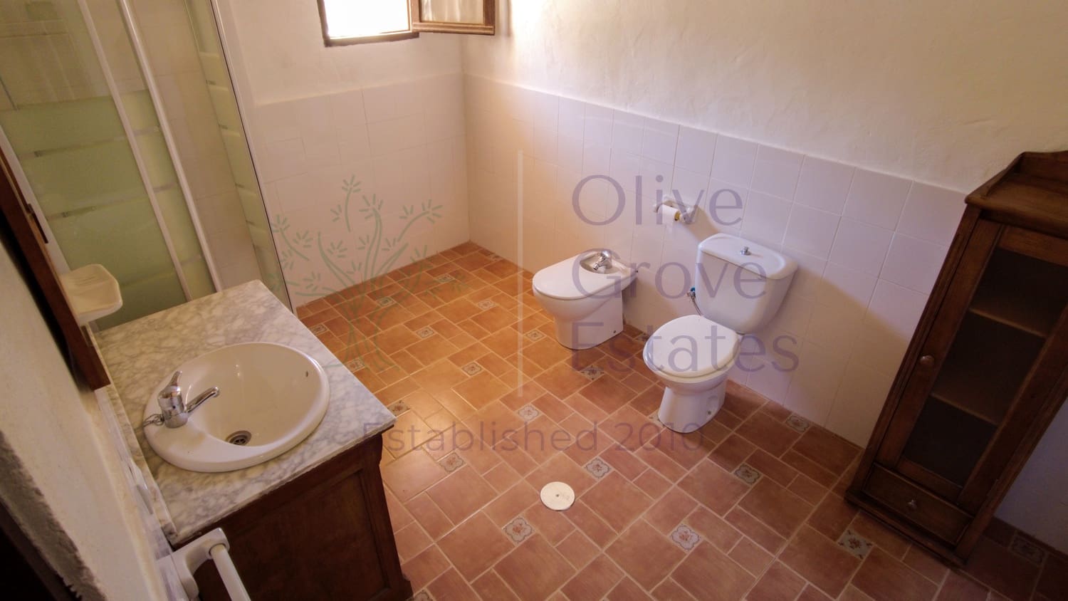 8 soveværelse Finca/Landehus til salg i Almansa - € 219.950 (Ref: 9230239)