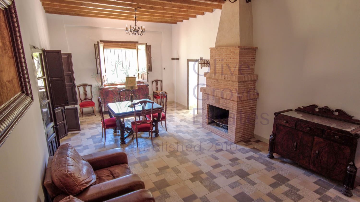 8 soveværelse Finca/Landehus til salg i Almansa - € 219.950 (Ref: 9230239)