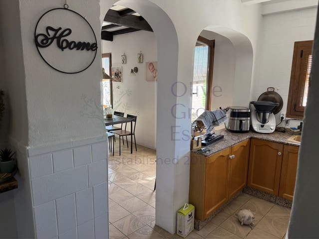 2 bedroom Townhouse for sale in Villena - € 249,950 (Ref: 9239312)