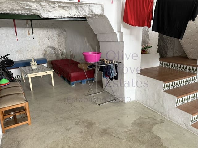 2 bedroom Townhouse for sale in Villena - € 249,950 (Ref: 9239312)