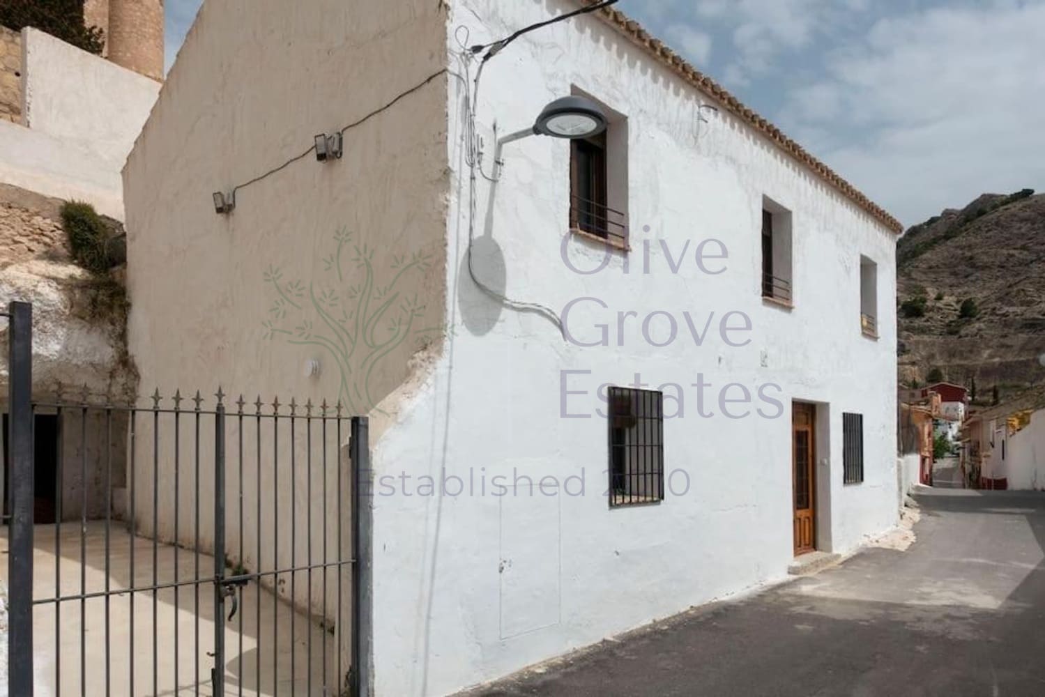5 soveværelse Byhus til salg i Villena - € 549.950 (Ref: 9254467)