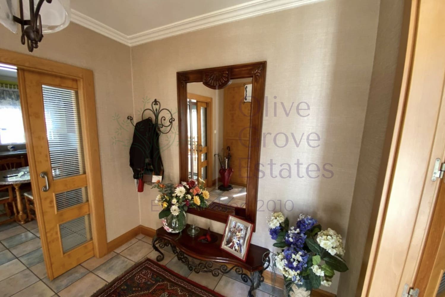 4 makuuhuone Huvila myytävänä paikassa Elda - 415 000 € (Ref: 9254468)