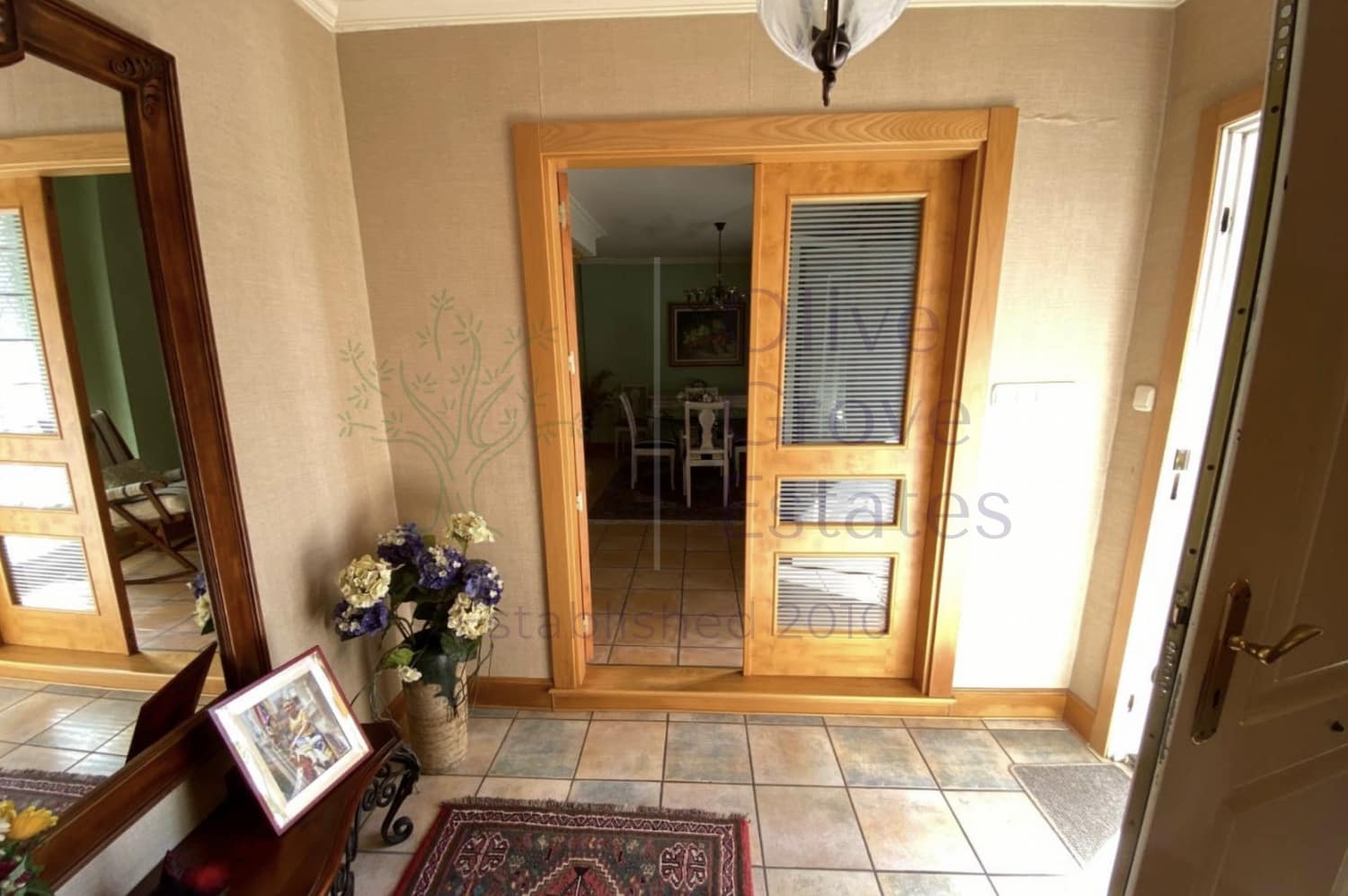 4 makuuhuone Huvila myytävänä paikassa Elda - 415 000 € (Ref: 9254468)