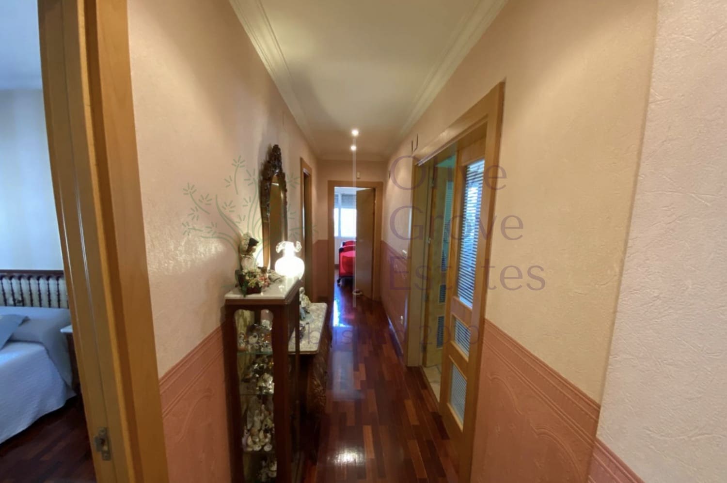 4 makuuhuone Huvila myytävänä paikassa Elda - 415 000 € (Ref: 9254468)