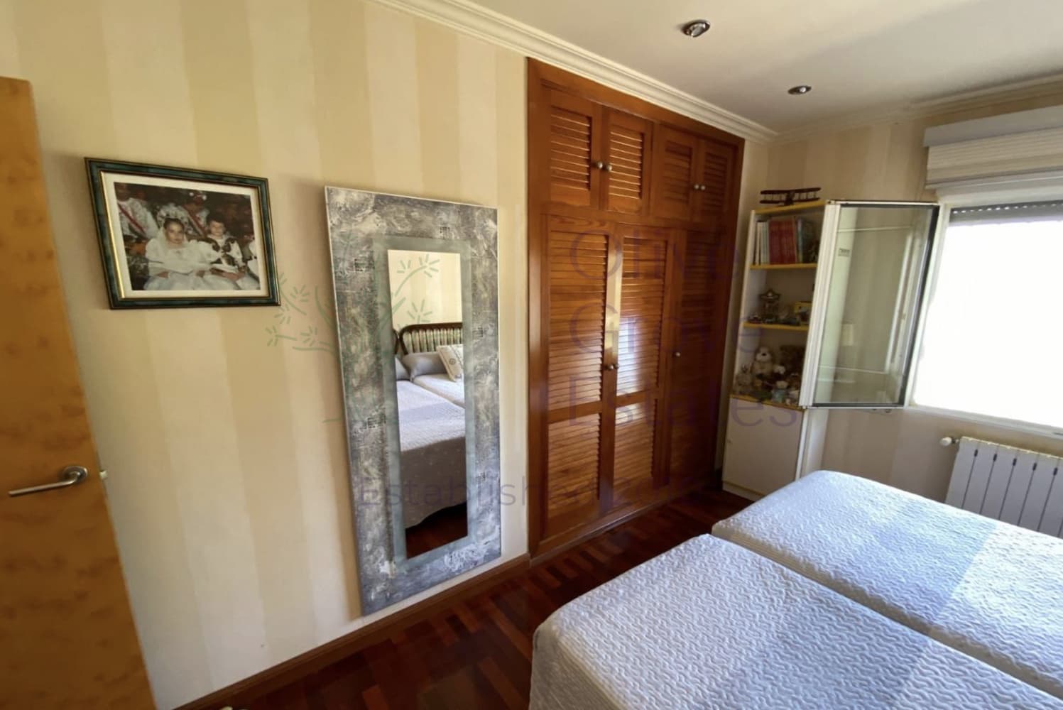 4 makuuhuone Huvila myytävänä paikassa Elda - 415 000 € (Ref: 9254468)