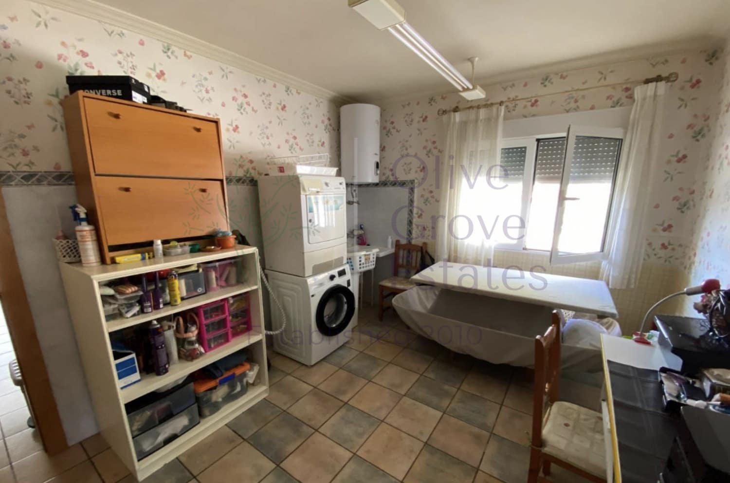 4 makuuhuone Huvila myytävänä paikassa Elda - 415 000 € (Ref: 9254468)