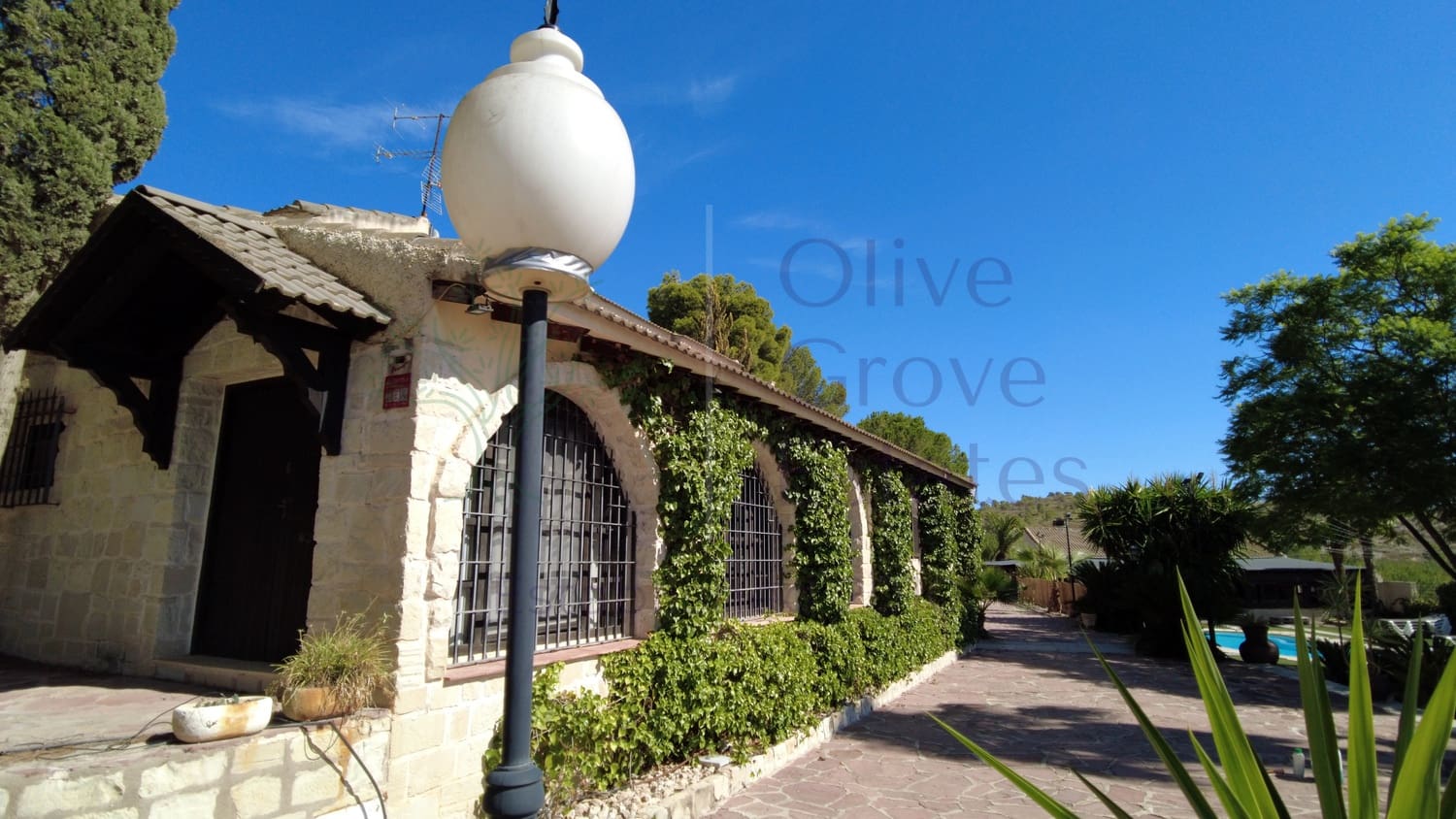 7 bedroom Finca/Country House for sale in Sax - € 1,500,000 (Ref: 9287869)