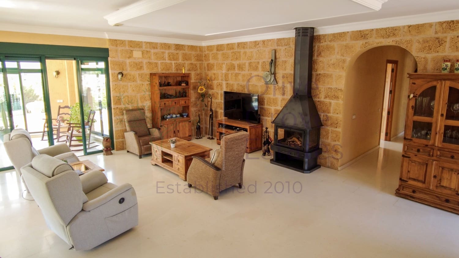 2 bedroom Villa for sale in Biar - € 495,000 (Ref: 9296327)