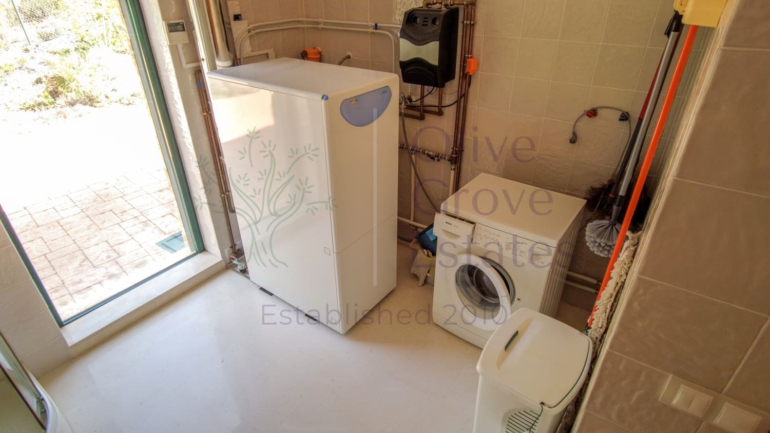 2 bedroom Villa for sale in Biar - € 495,000 (Ref: 9296327)