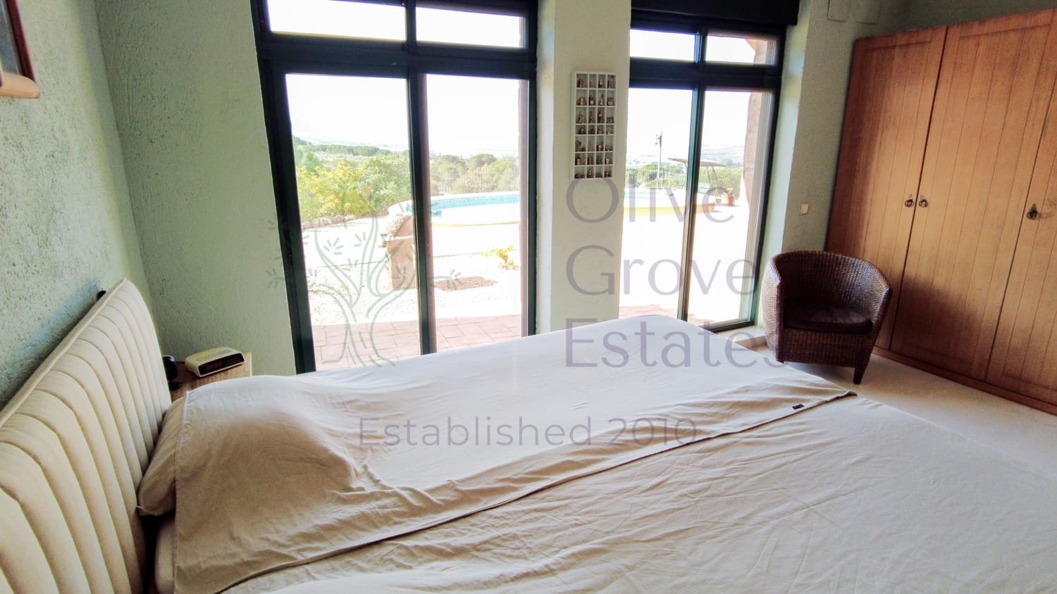 2 bedroom Villa for sale in Biar - € 495,000 (Ref: 9296327)