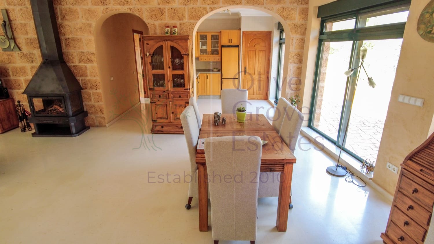2 bedroom Villa for sale in Biar - € 495,000 (Ref: 9296327)