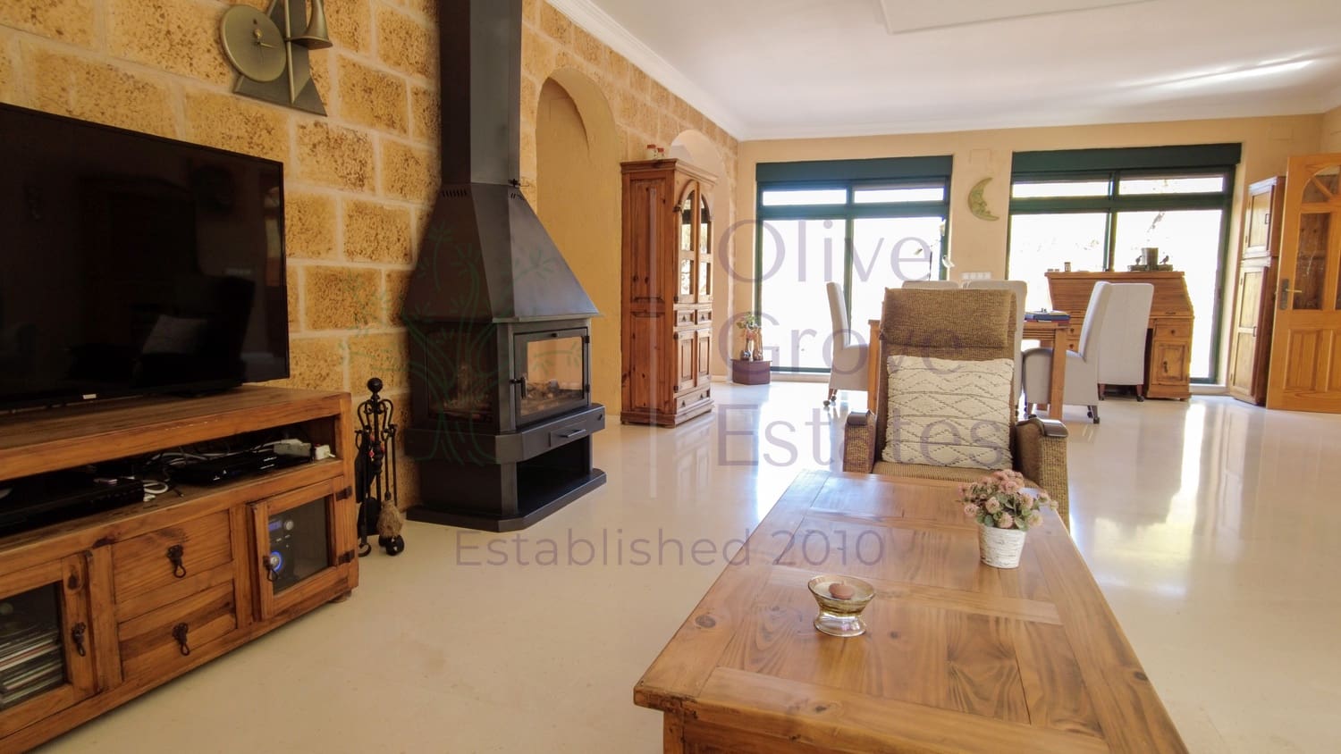 2 bedroom Villa for sale in Biar - € 495,000 (Ref: 9296327)