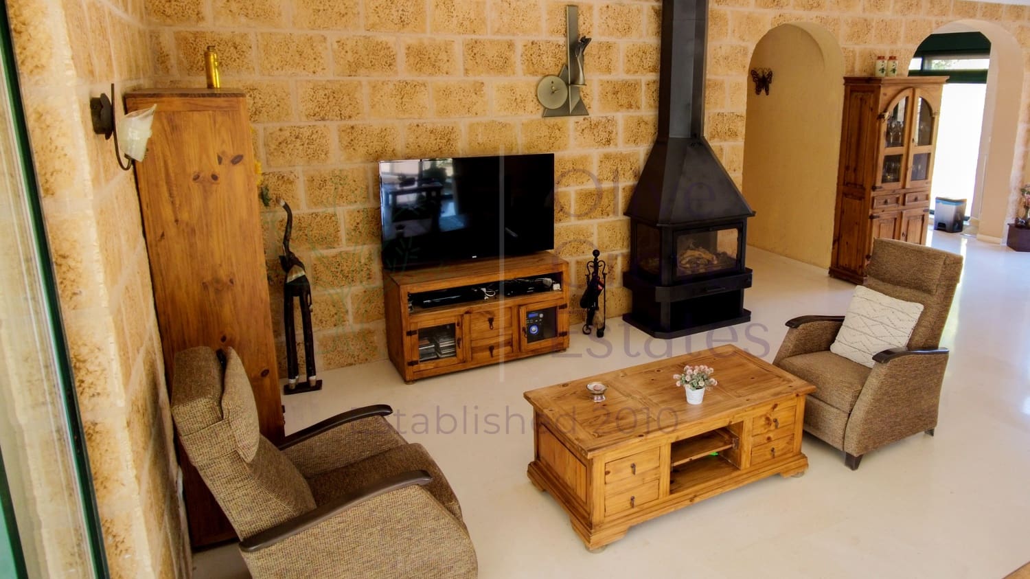 2 bedroom Villa for sale in Biar - € 495,000 (Ref: 9296327)