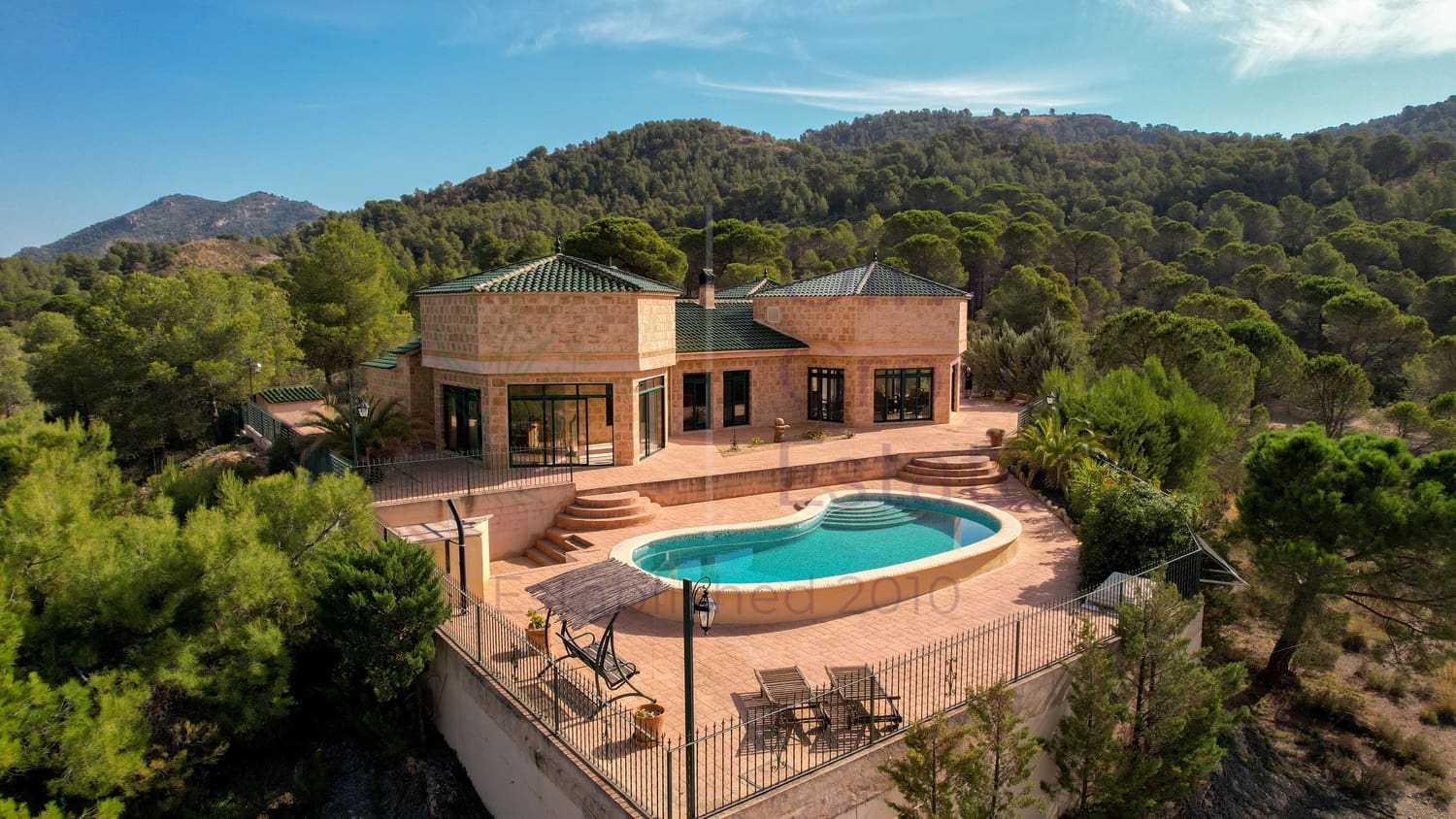 2 bedroom Villa for sale in Biar - € 495,000 (Ref: 9296327)