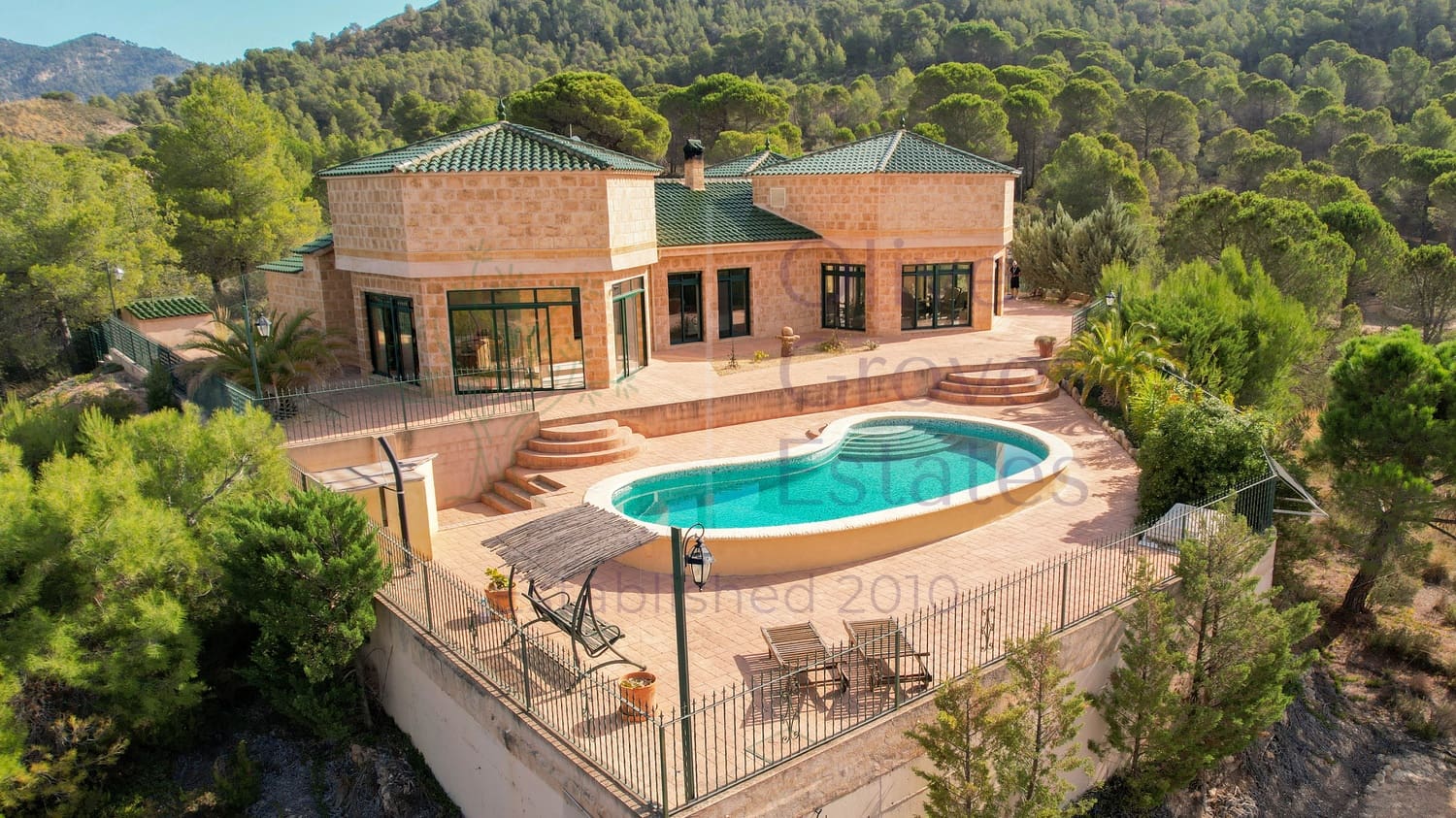 2 bedroom Villa for sale in Biar - € 495,000 (Ref: 9296327)