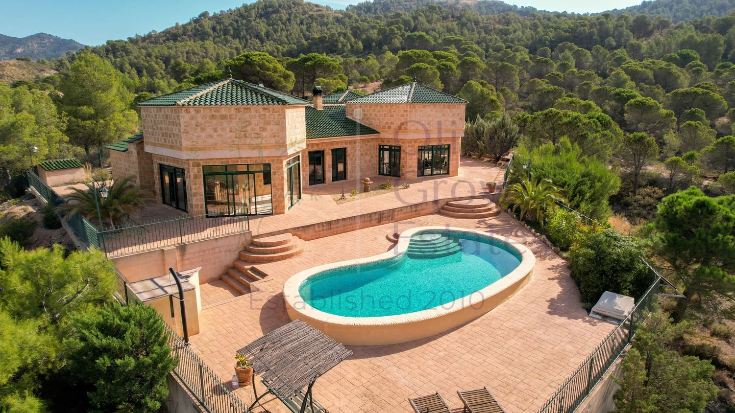 2 bedroom Villa for sale in Biar - € 495,000 (Ref: 9296327)