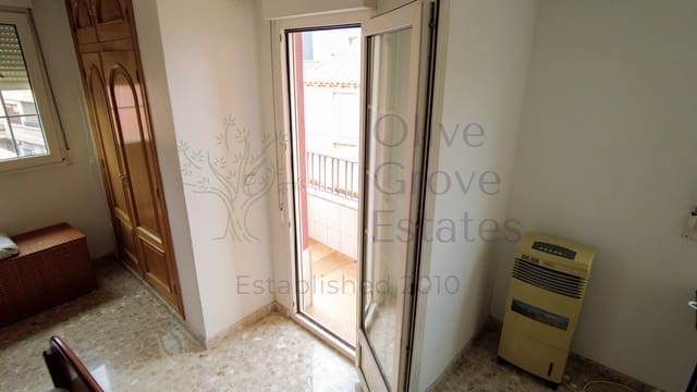 5 makuuhuone Huoneisto myytävänä paikassa Caudete - 119 900 € (Ref: 9304742)