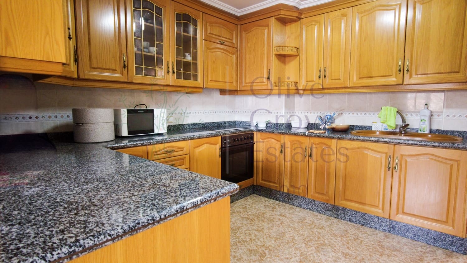 5 makuuhuone Huoneisto myytävänä paikassa Caudete - 119 900 € (Ref: 9304742)