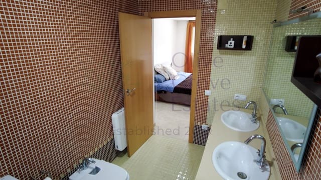 4 makuuhuone Huvila myytävänä paikassa Salinas mukana uima-altaan 
autotalli - 323 900 € (Ref: 9343951)