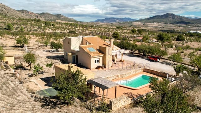 4 makuuhuone Huvila myytävänä paikassa Salinas mukana uima-altaan 
autotalli - 323 900 € (Ref: 9343951)