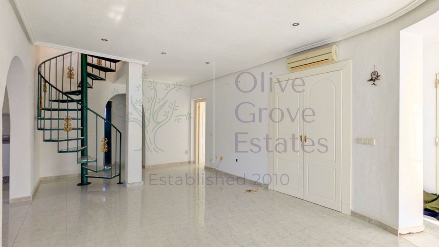 3 sypialnia Willa na sprzedaż w Algorfa - 399 900 € (Ref: 9378264)