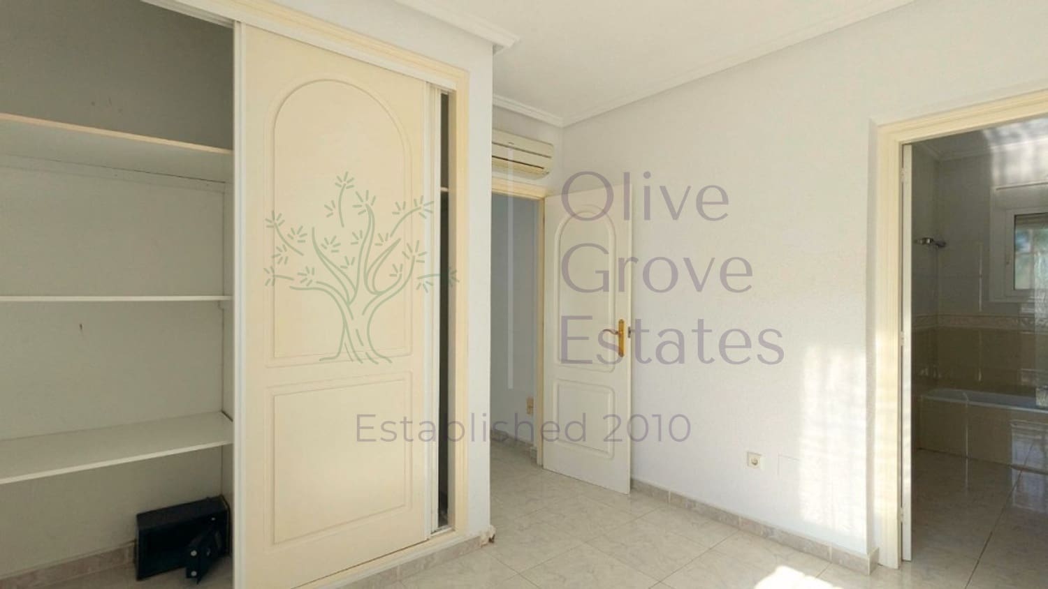 3 sypialnia Willa na sprzedaż w Algorfa - 399 900 € (Ref: 9378264)