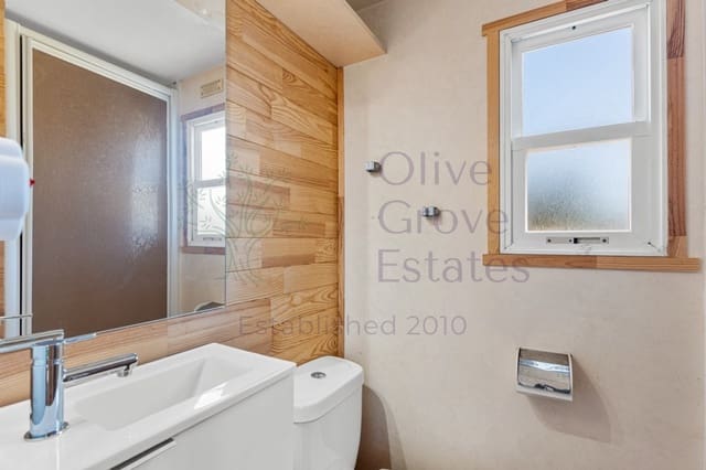 6 soveværelse Finca/Landehus til salg i Los Montesinos med swimmingpool - € 795.000 (Ref: 9417421)