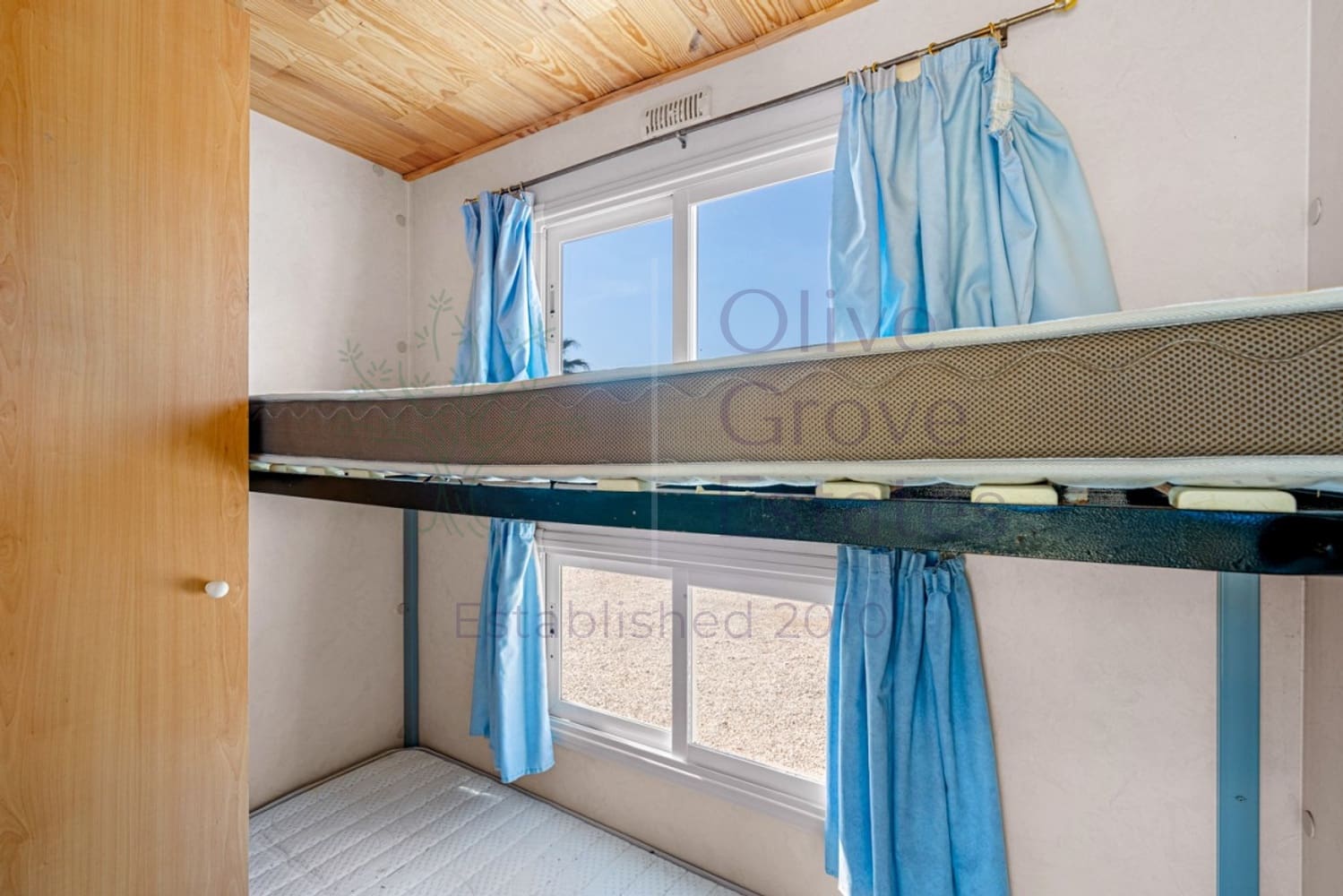 6 soveværelse Finca/Landehus til salg i Los Montesinos med swimmingpool - € 795.000 (Ref: 9417421)