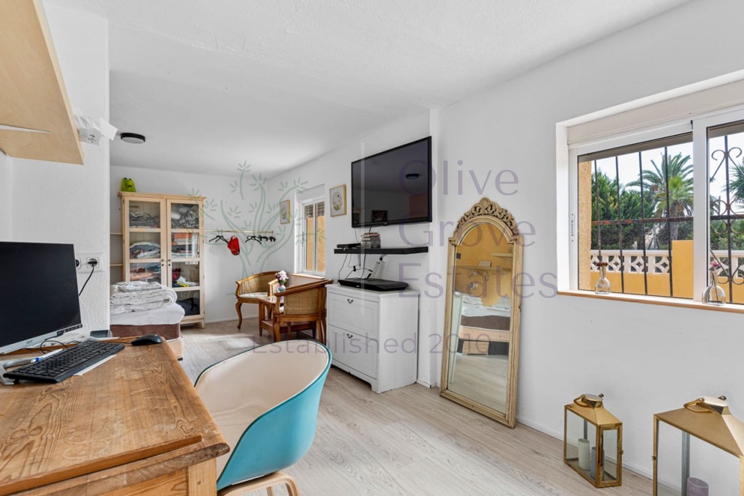 6 soveværelse Finca/Landehus til salg i Los Montesinos med swimmingpool - € 795.000 (Ref: 9417421)