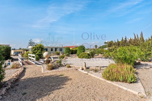 6 soveværelse Finca/Landehus til salg i Los Montesinos med swimmingpool - € 795.000 (Ref: 9417421)