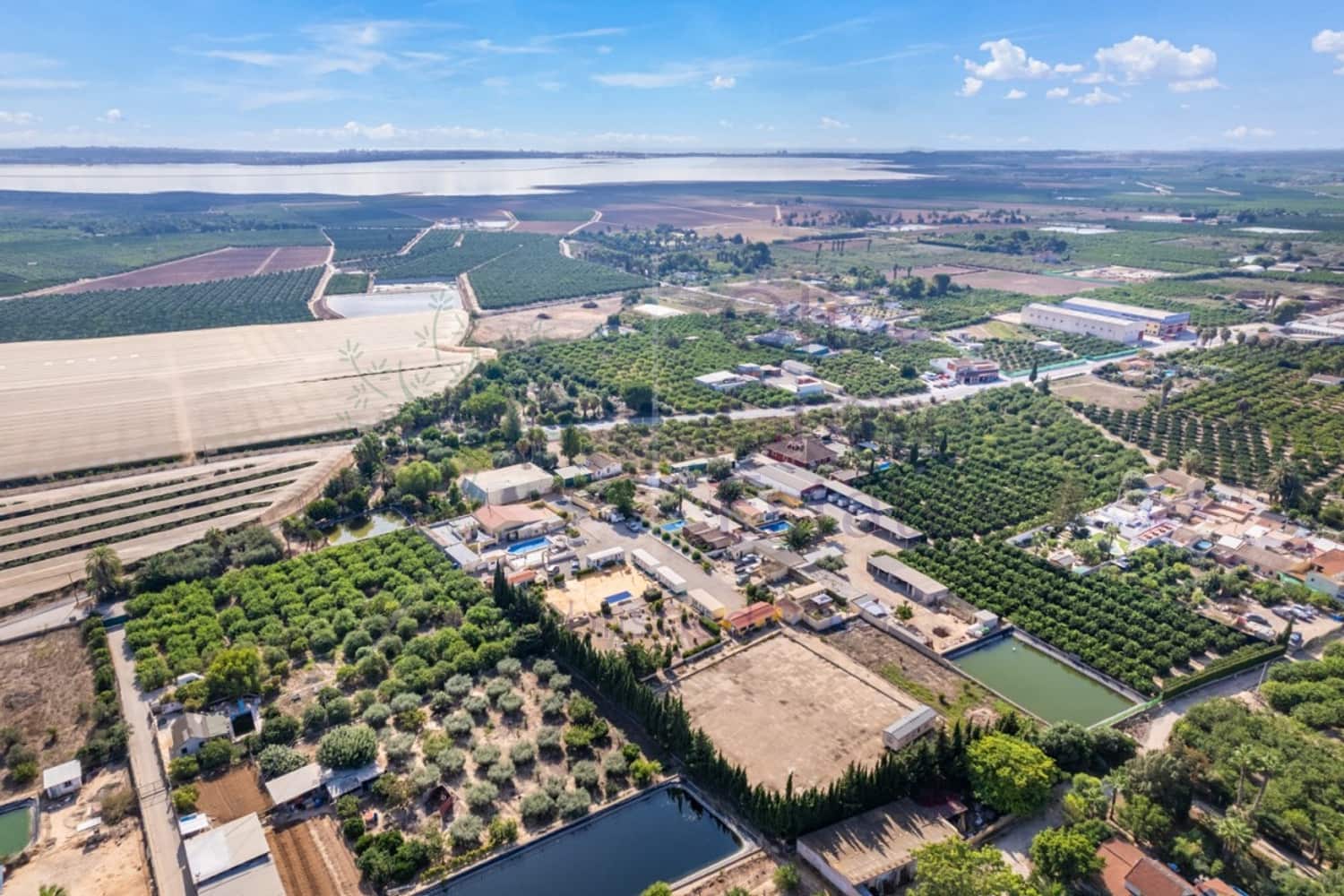 6 soveværelse Finca/Landehus til salg i Los Montesinos med swimmingpool - € 795.000 (Ref: 9417421)