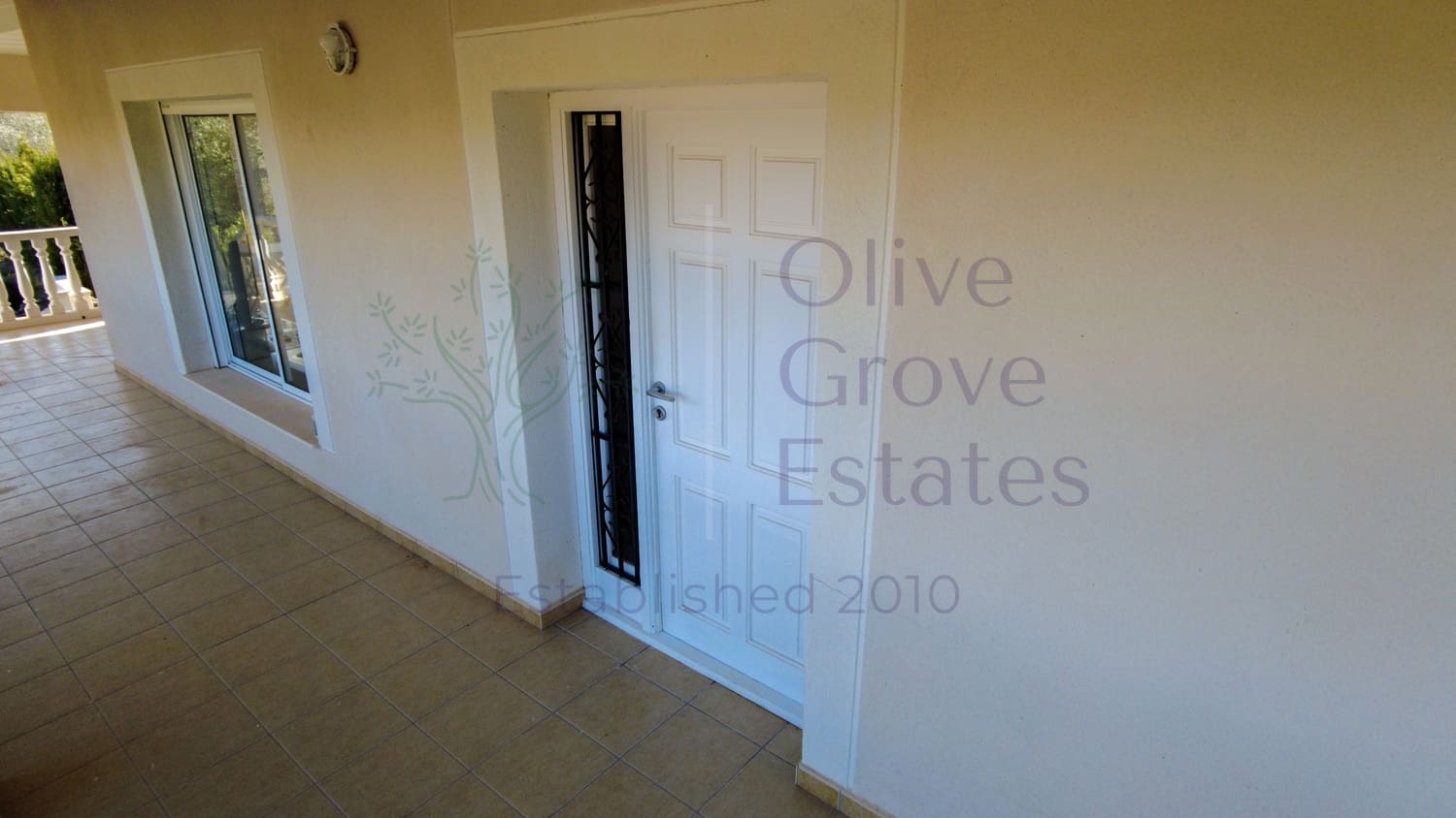 4 bedroom Villa for sale in Castalla - € 349,000 (Ref: 9438551)