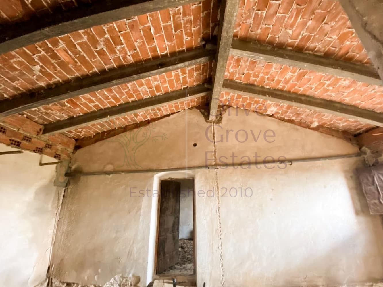 1 makuuhuone Maalaistalo myytävänä paikassa Castalla - 85 000 € (Ref: 9628141)