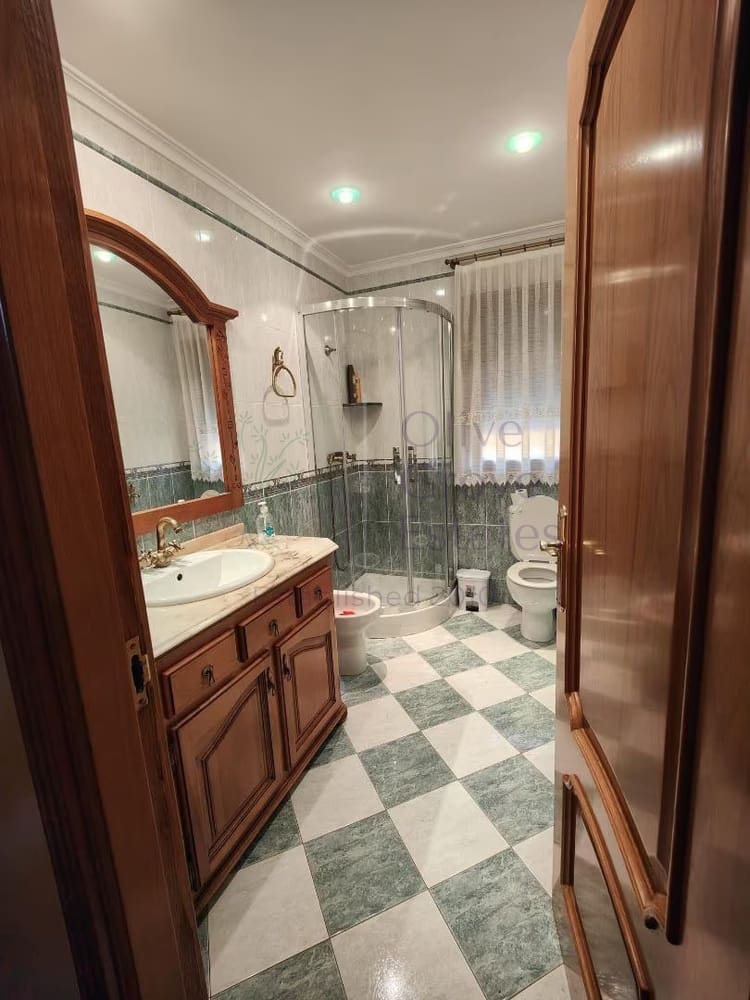 5 quarto Moradia para venda em Banyeres de Mariola com piscina garagem - 479 950 € (Ref: 9632656)