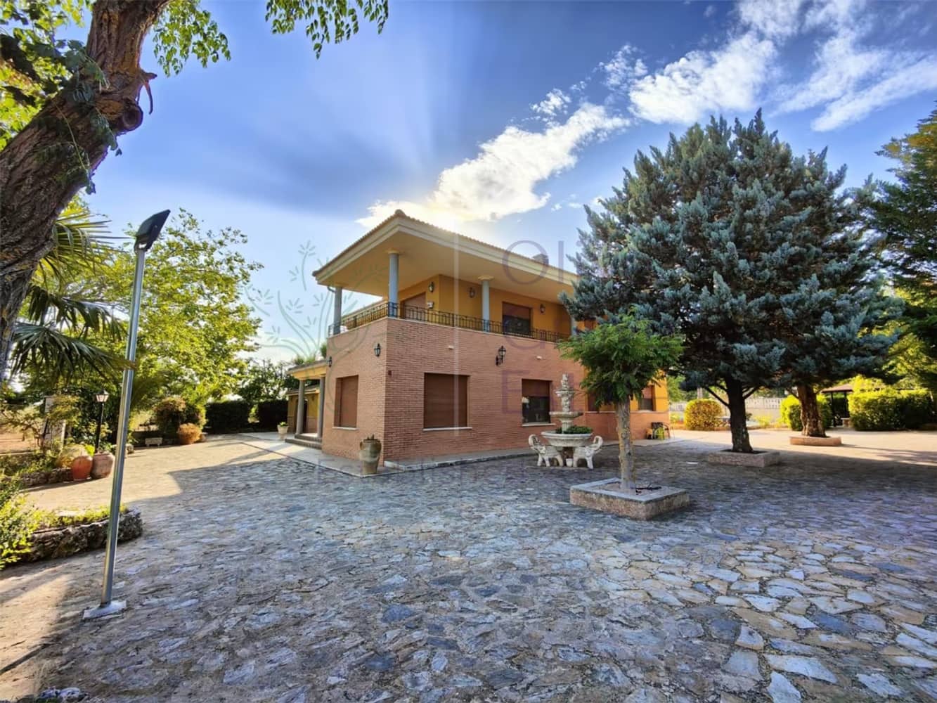 5 quarto Moradia para venda em Banyeres de Mariola com piscina garagem - 479 950 € (Ref: 9632656)