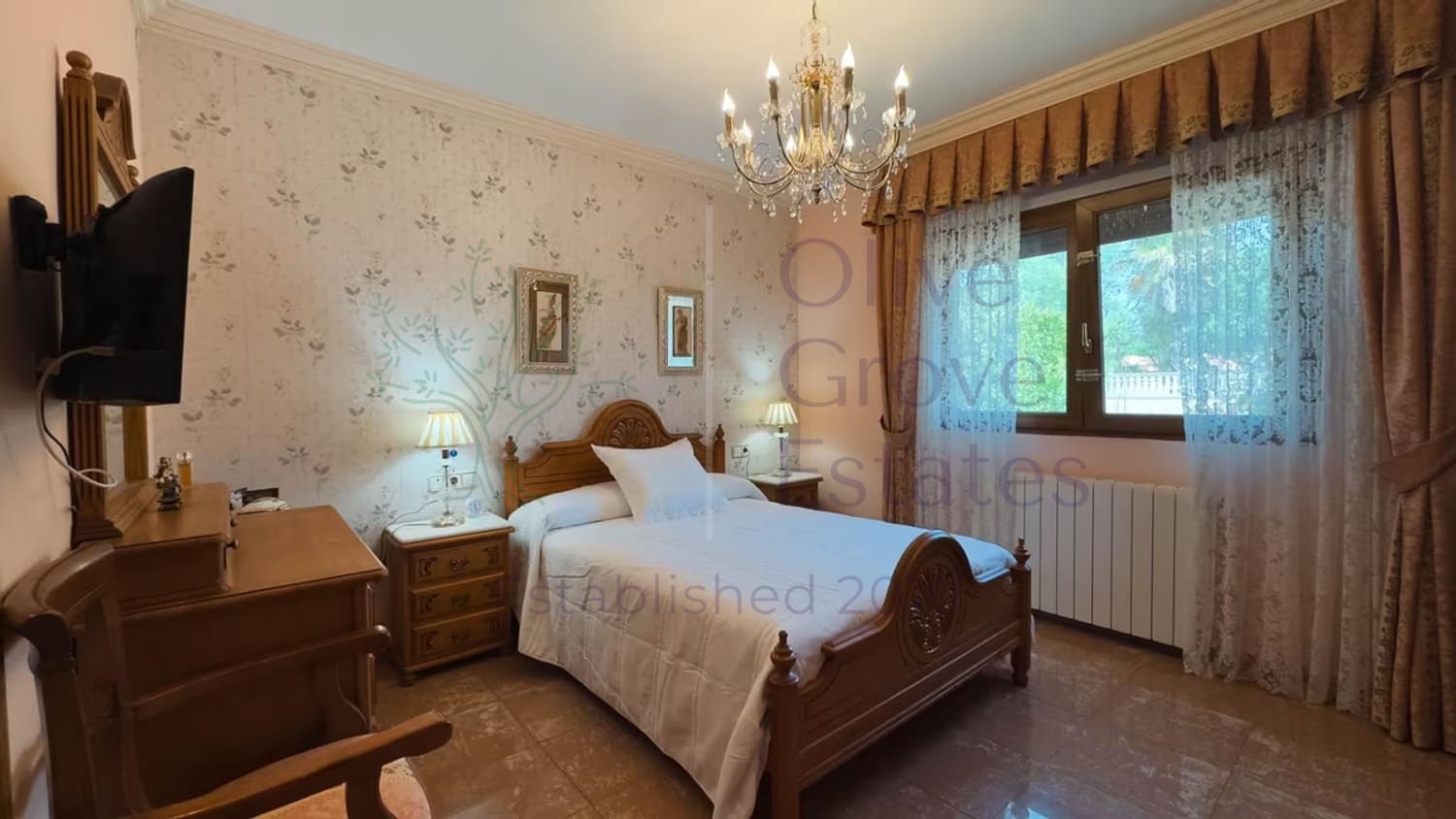 5 quarto Moradia para venda em Banyeres de Mariola com piscina garagem - 479 950 € (Ref: 9632656)