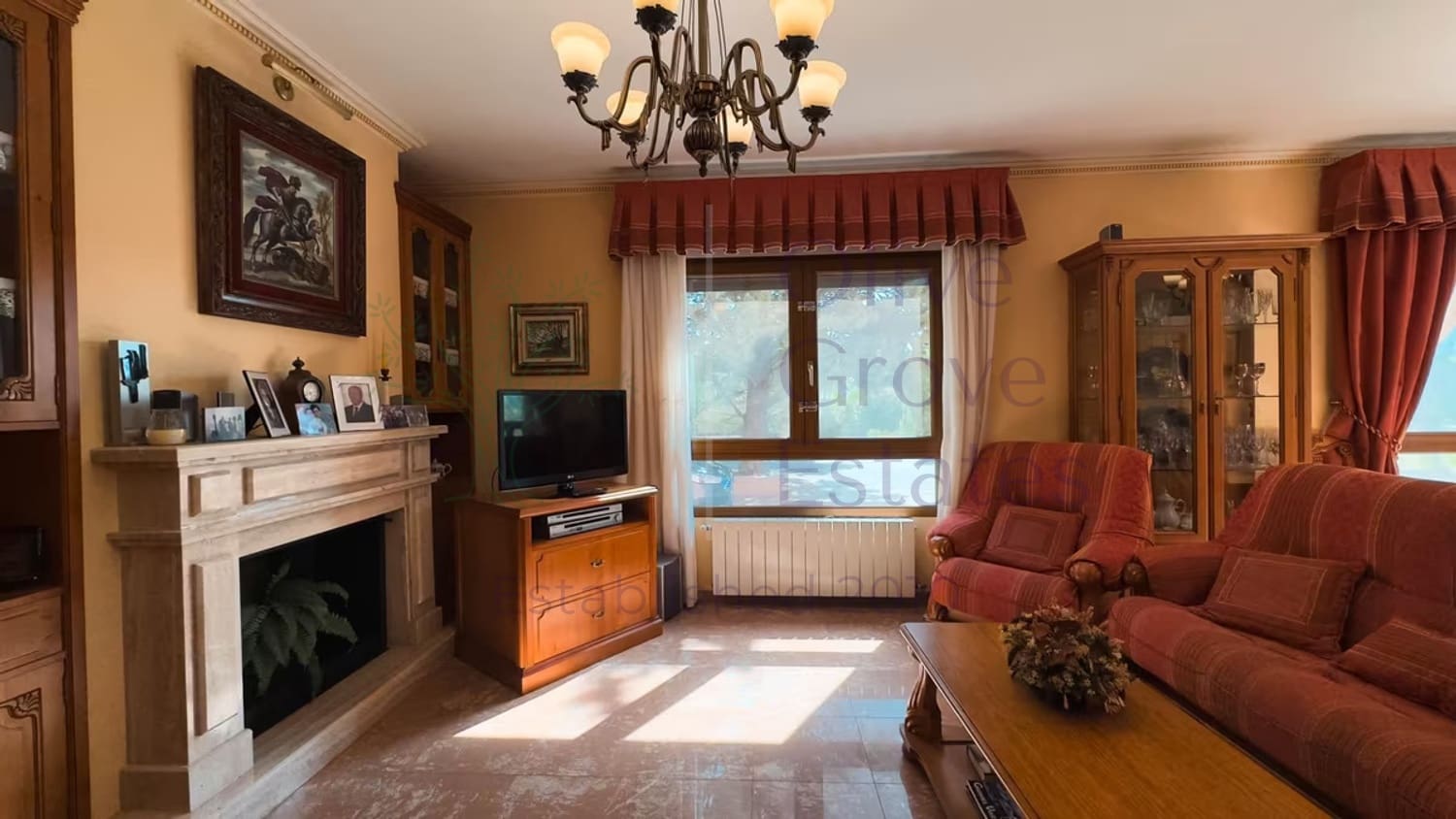 5 quarto Moradia para venda em Banyeres de Mariola com piscina garagem - 479 950 € (Ref: 9632656)