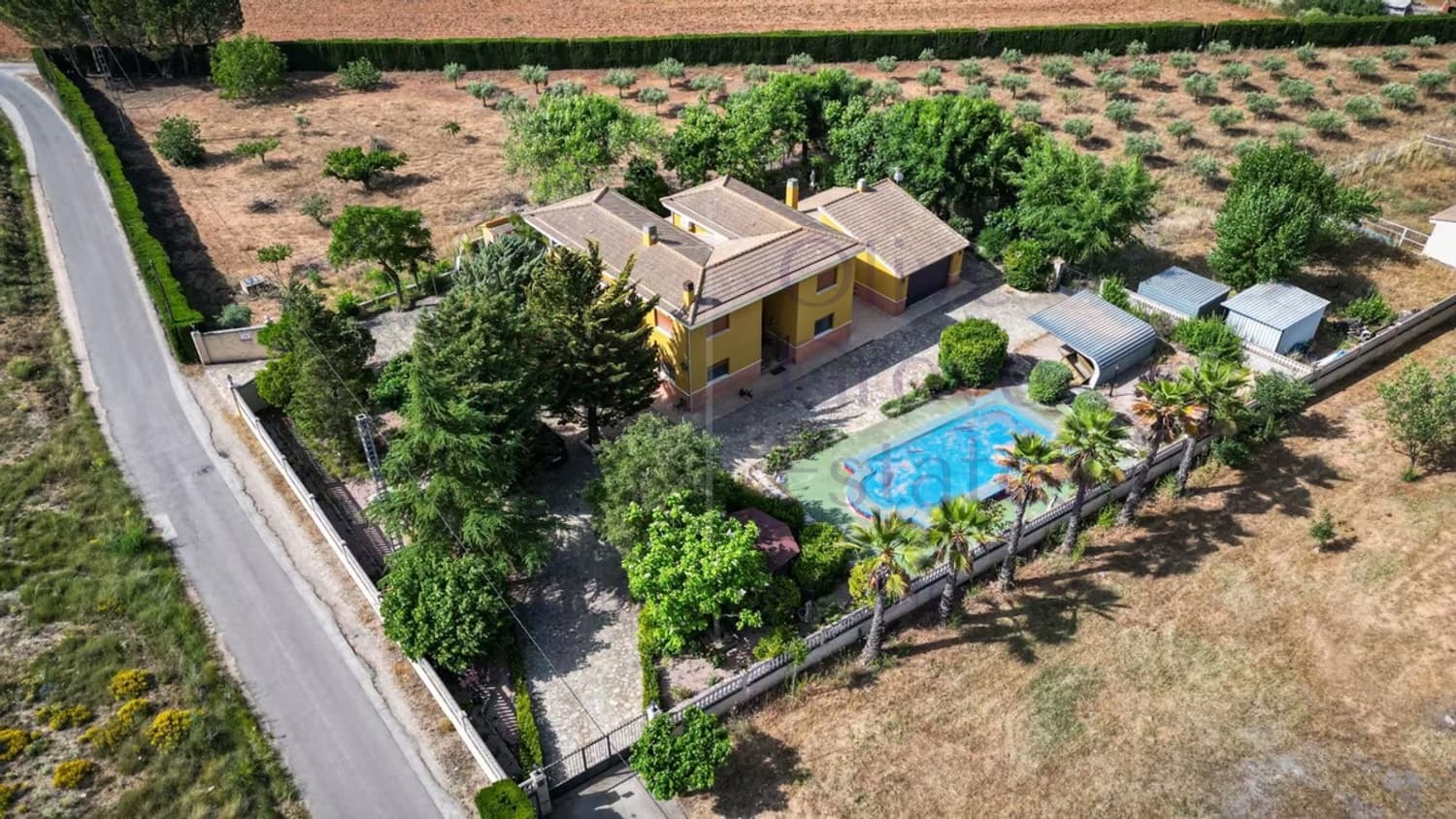 5 quarto Moradia para venda em Banyeres de Mariola com piscina garagem - 479 950 € (Ref: 9632656)