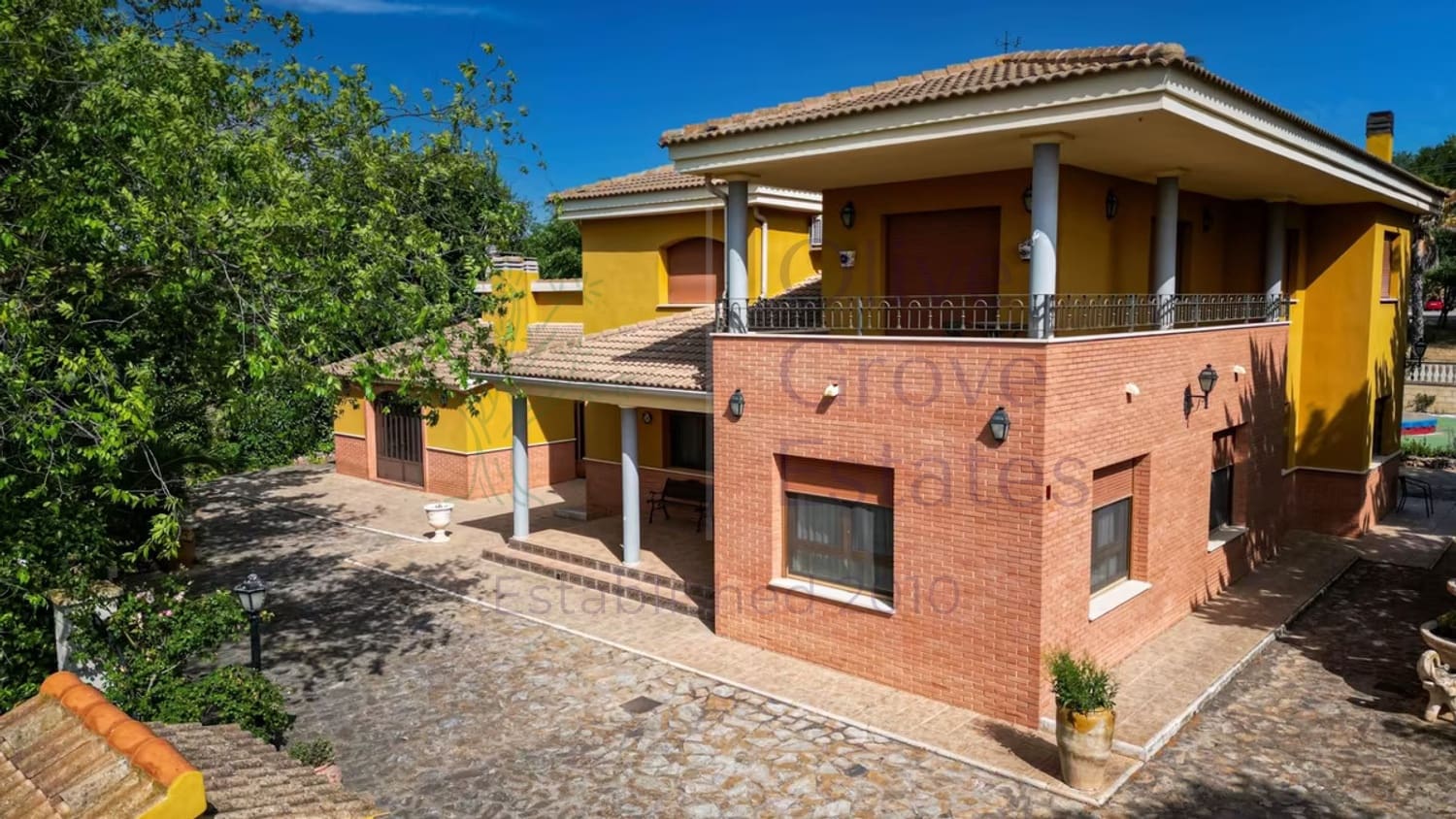 5 quarto Moradia para venda em Banyeres de Mariola com piscina garagem - 479 950 € (Ref: 9632656)