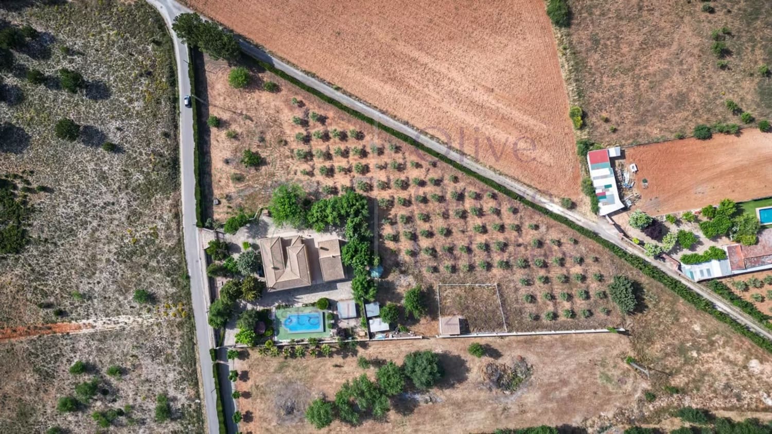 5 quarto Moradia para venda em Banyeres de Mariola com piscina garagem - 479 950 € (Ref: 9632656)