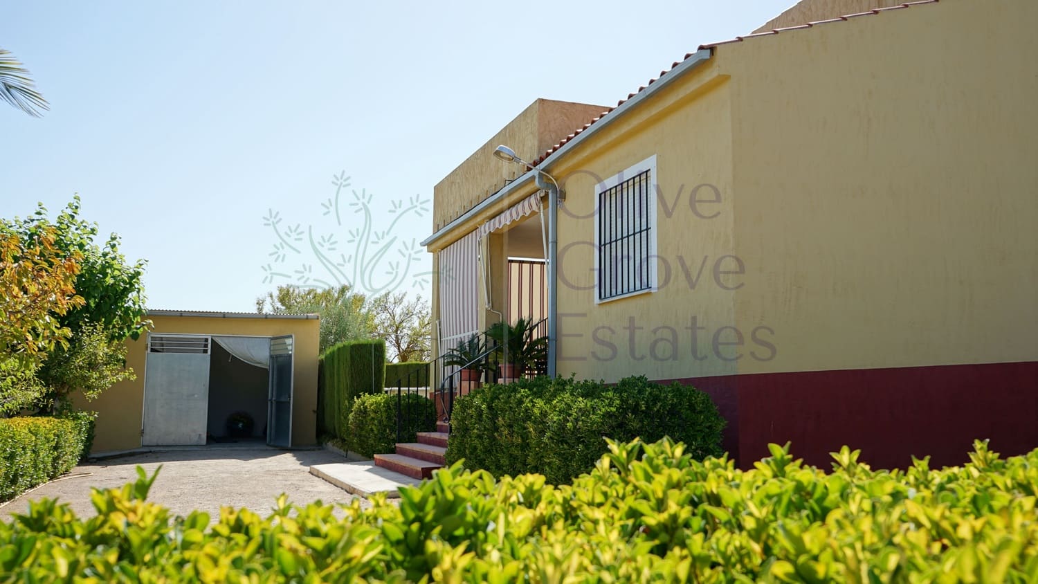 4 bedroom Villa for sale in Caudete - € 209,900 (Ref: 9654309)