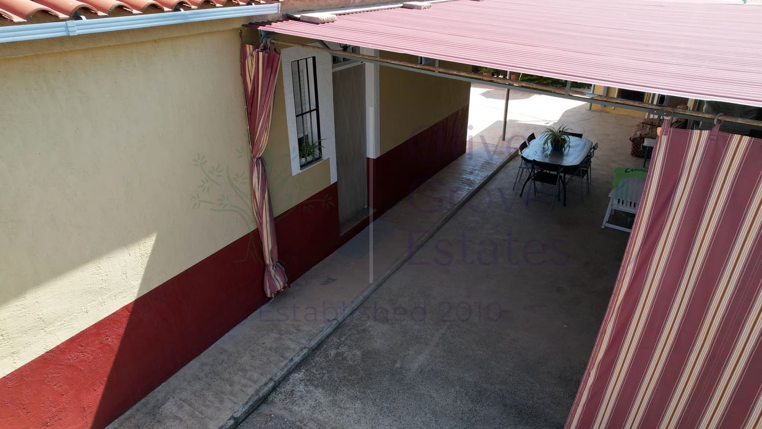 4 bedroom Villa for sale in Caudete - € 209,900 (Ref: 9654309)