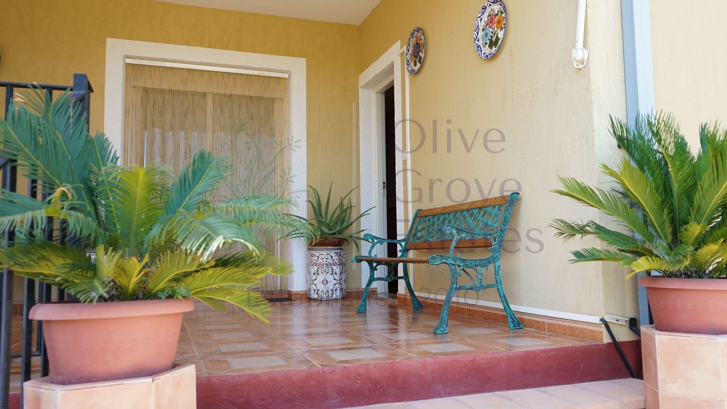 4 bedroom Villa for sale in Caudete - € 209,900 (Ref: 9654309)