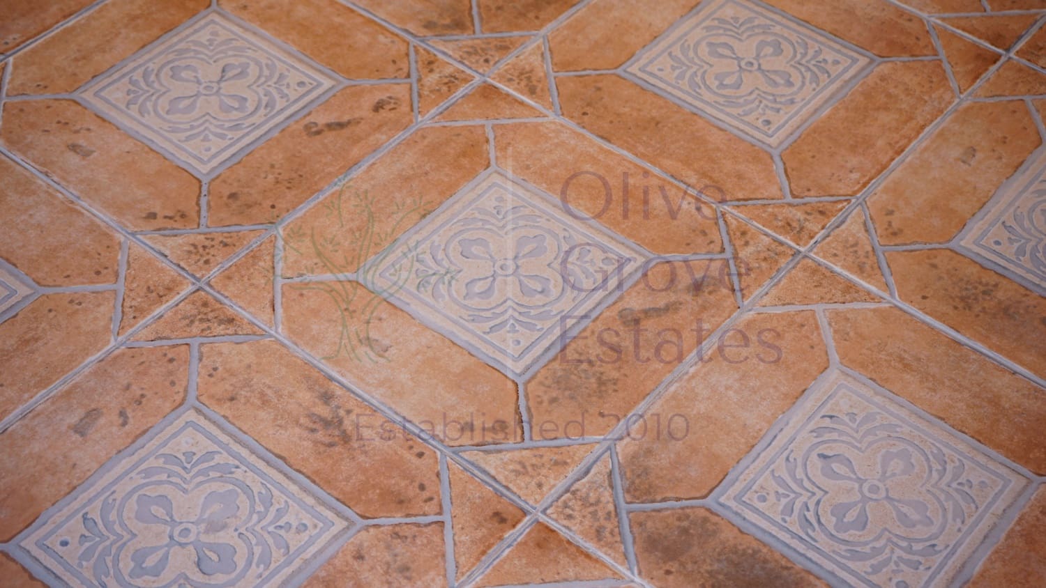 4 bedroom Villa for sale in Caudete - € 209,900 (Ref: 9654309)